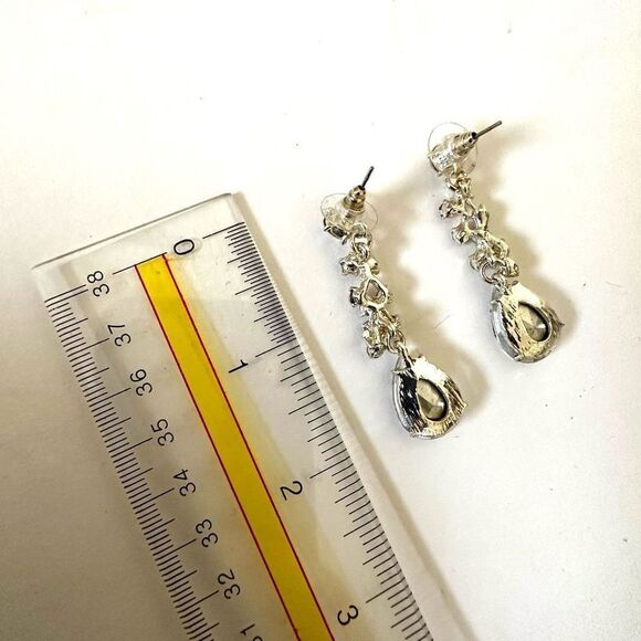 Rhinestone drop post earrings - Picture 4 of 6